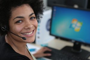 Individuelle Kontaktlinsen bei Optiker Linz Hochwimmer